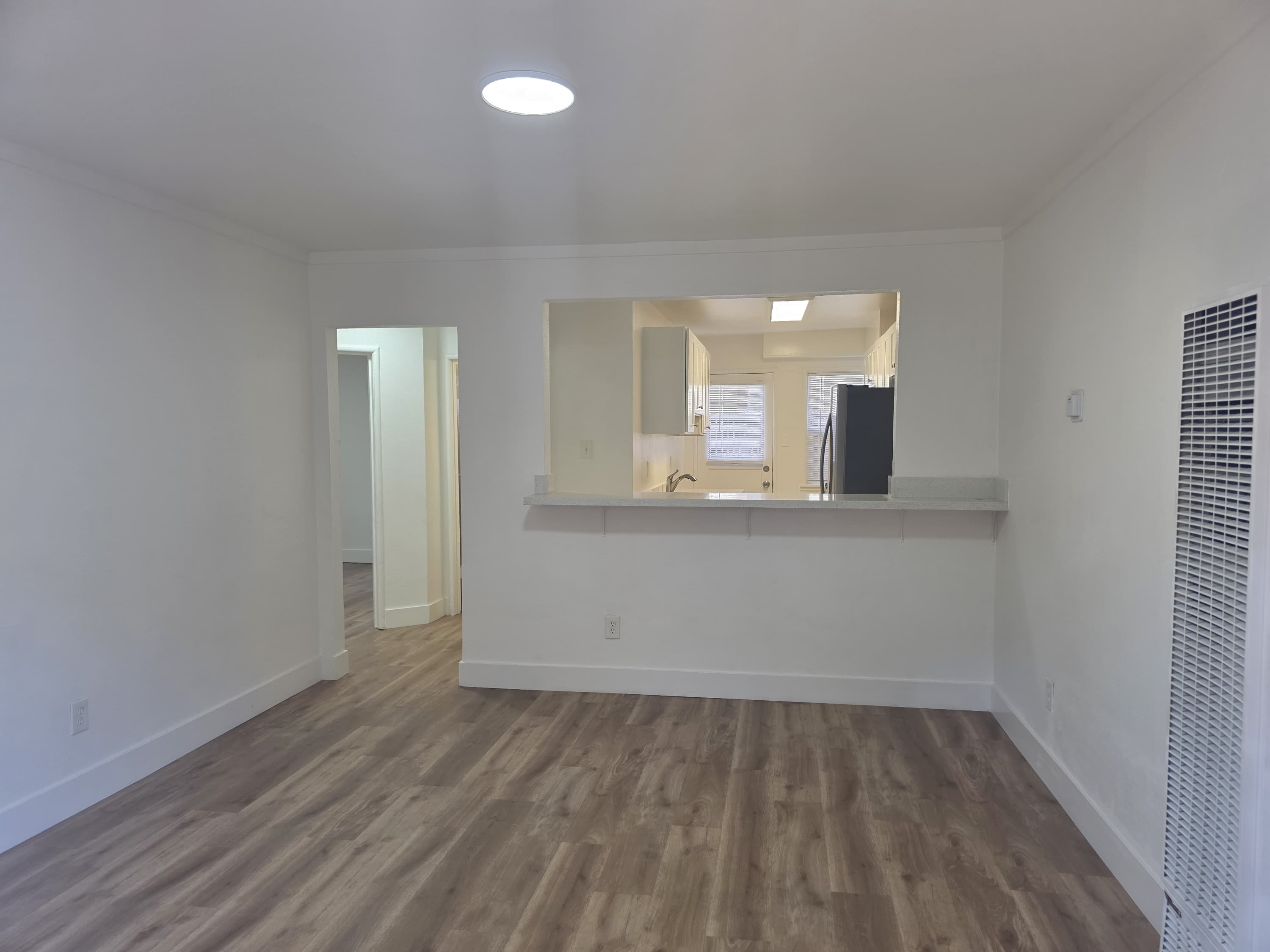 2027 Washington Avenue - 1 - b977c1ea5a0c4c5e81dc0a4e52daeade.jpg