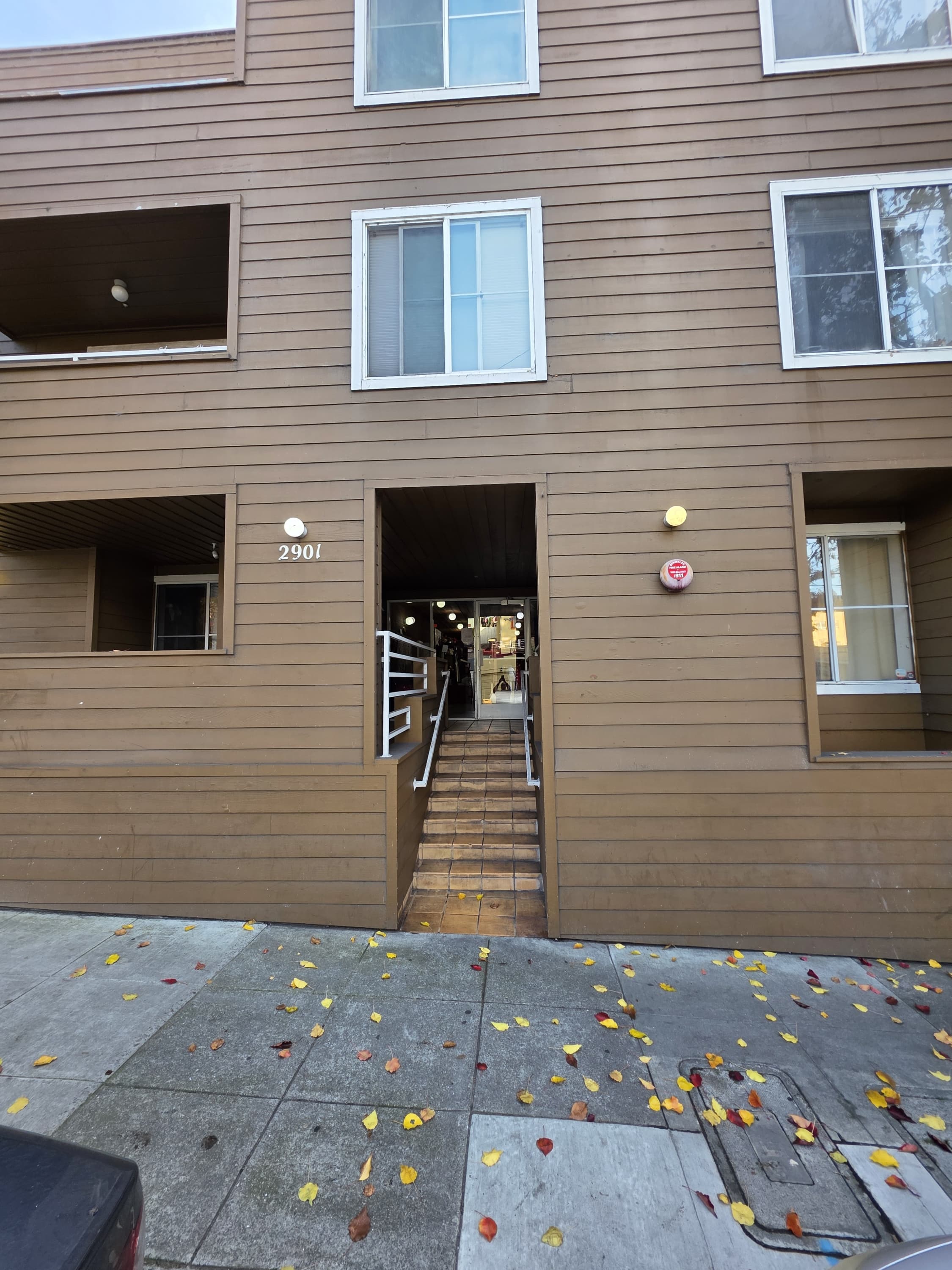 2901 MacArthur Boulevard - 1 - d51052fa5d834347900c61e75ff0d786.jpg