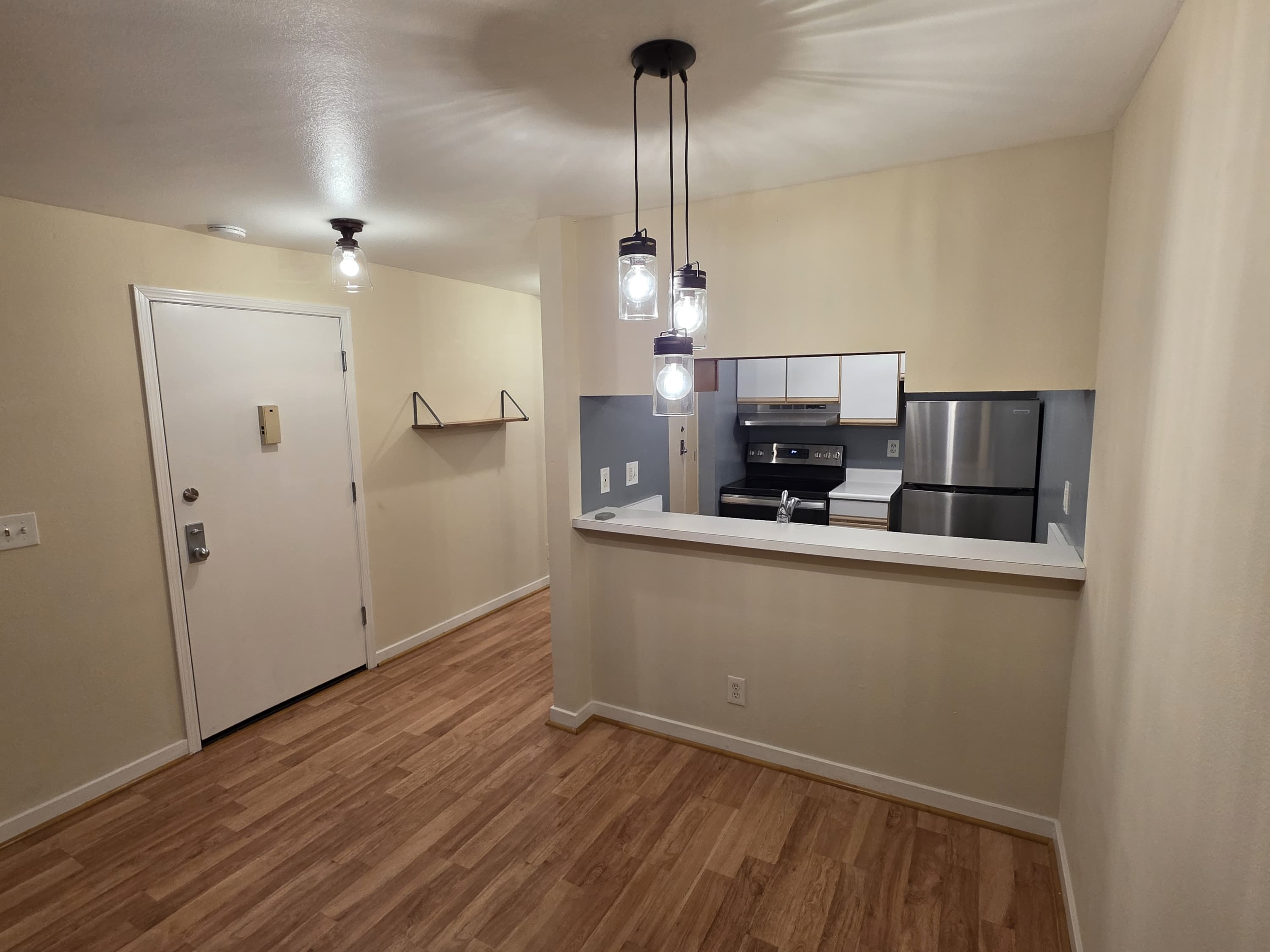 2901 MacArthur Boulevard - 1 - 1b51b71ebf5a48c1b8da0307949fd4be.jpg