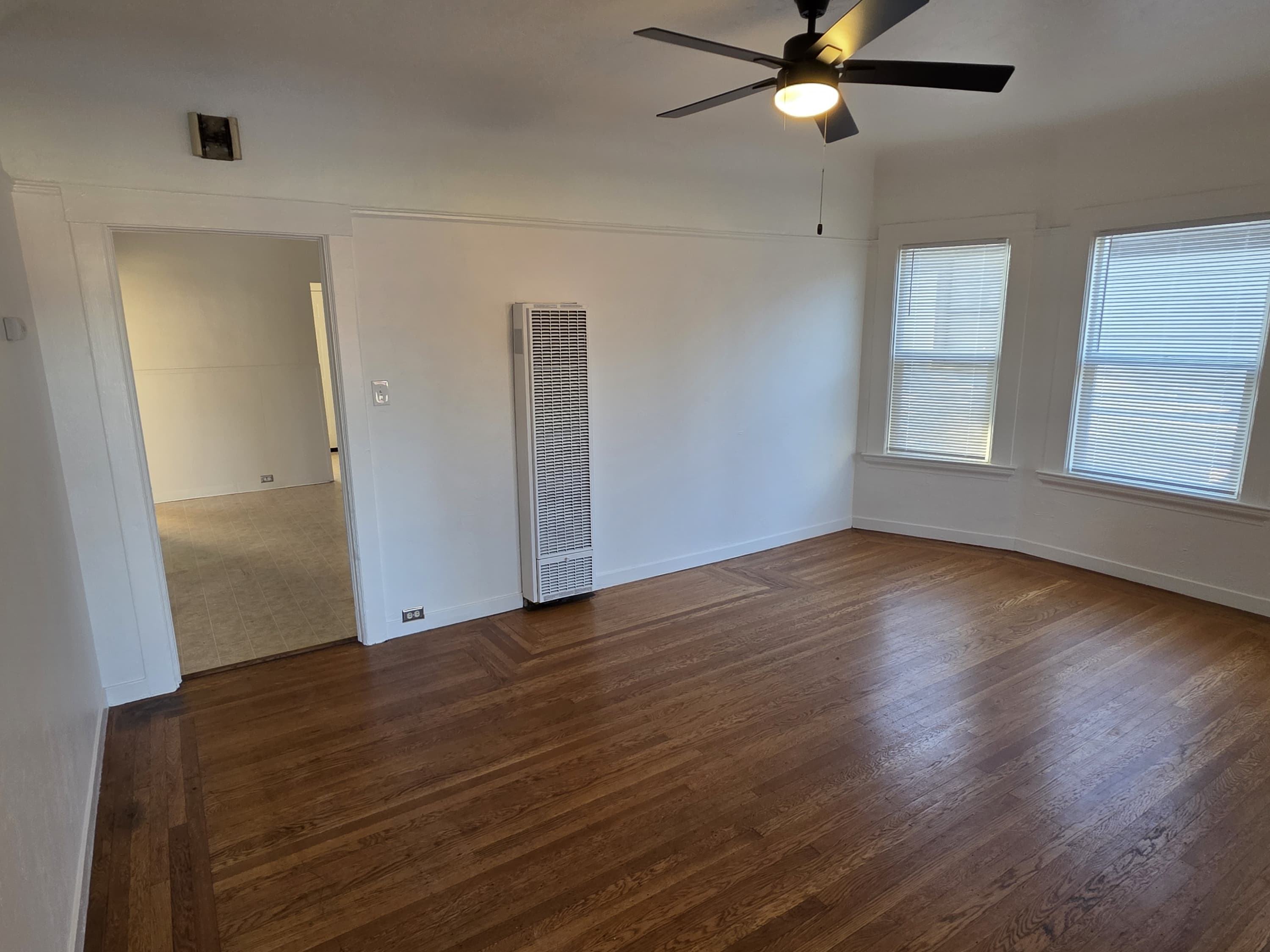 2025 Washington Avenue - 1 - f869dc160e4a4e8a80eb6814cf52378a.jpg